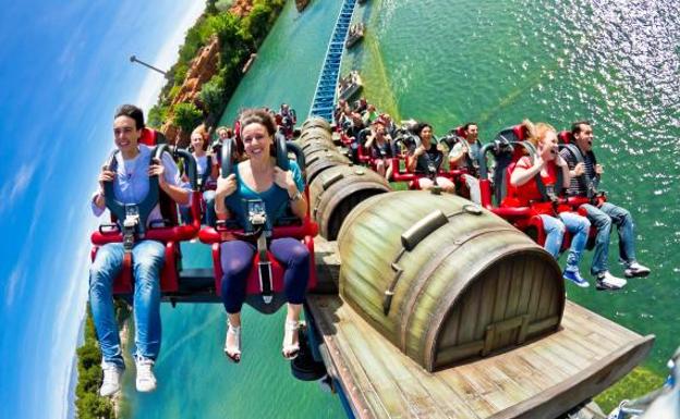 Una de las montañas rusas de PortAventura en Tarragona.