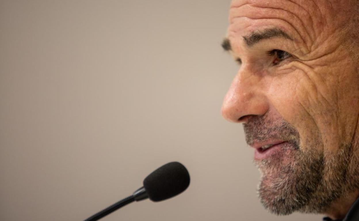 Paco López, durante su comparecencia de prensa. 