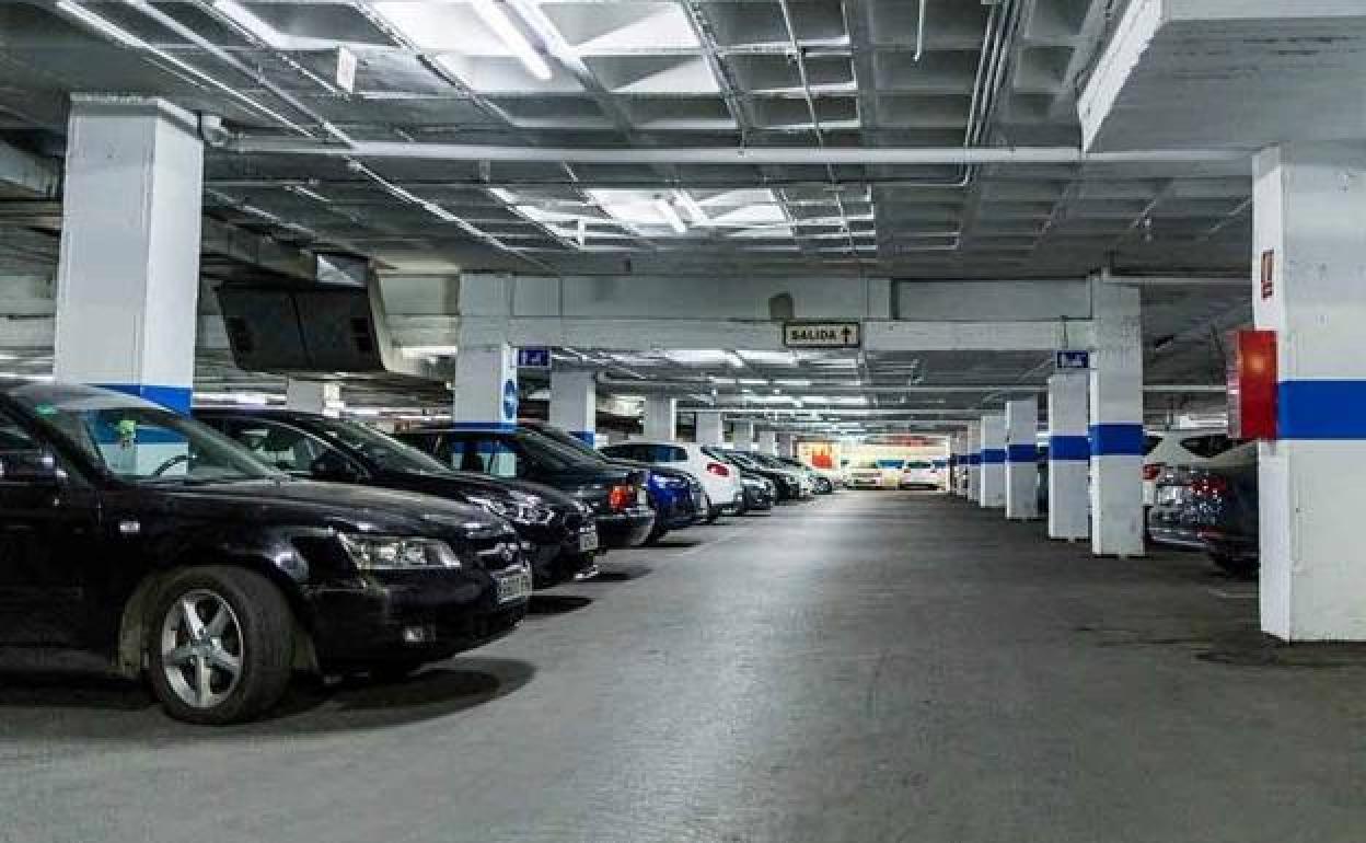 La DGT se lanza a por este tipo de coches aparcados en garajes.