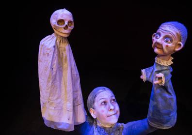 Imagen secundaria 1 - Elisa Ramos, actriz en 'Estación paraíso'. 