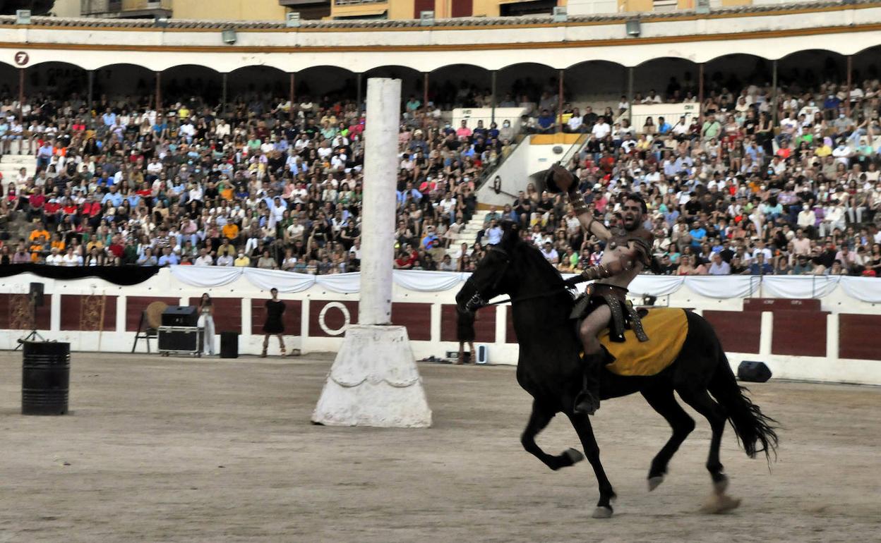 Los Juegos de Gladiadores del Circo Romano, uno de los atractivos de las Fiestas Íbero Romanas de Cástulo. 