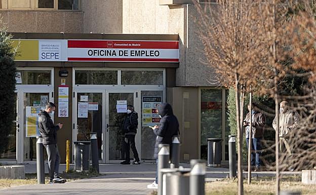 Subsidio para mayores de 52 años. 