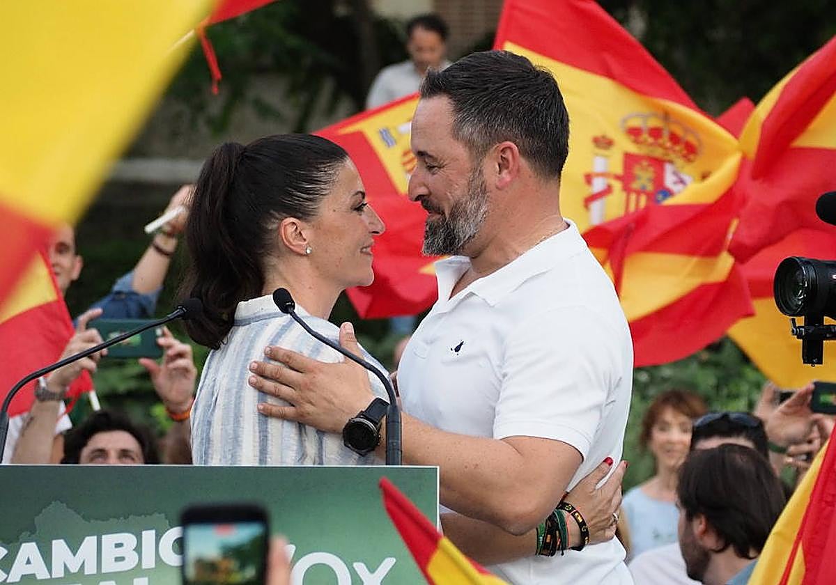 Macarena Olona y Santiago Abascal.