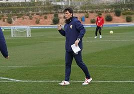 Rubi confía en sus jugadores y en mejorar la imagen de Girona ante el Barça.