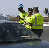 Aviso de la DGT por la multa por conducir enfermo o de baja