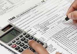 La retención que debe aplicarse para que la renta no salga a pagar.