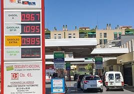 Impuestos a la gasolina: ¿cuánto pagamos por repostar un litro de gasolina o diésel?
