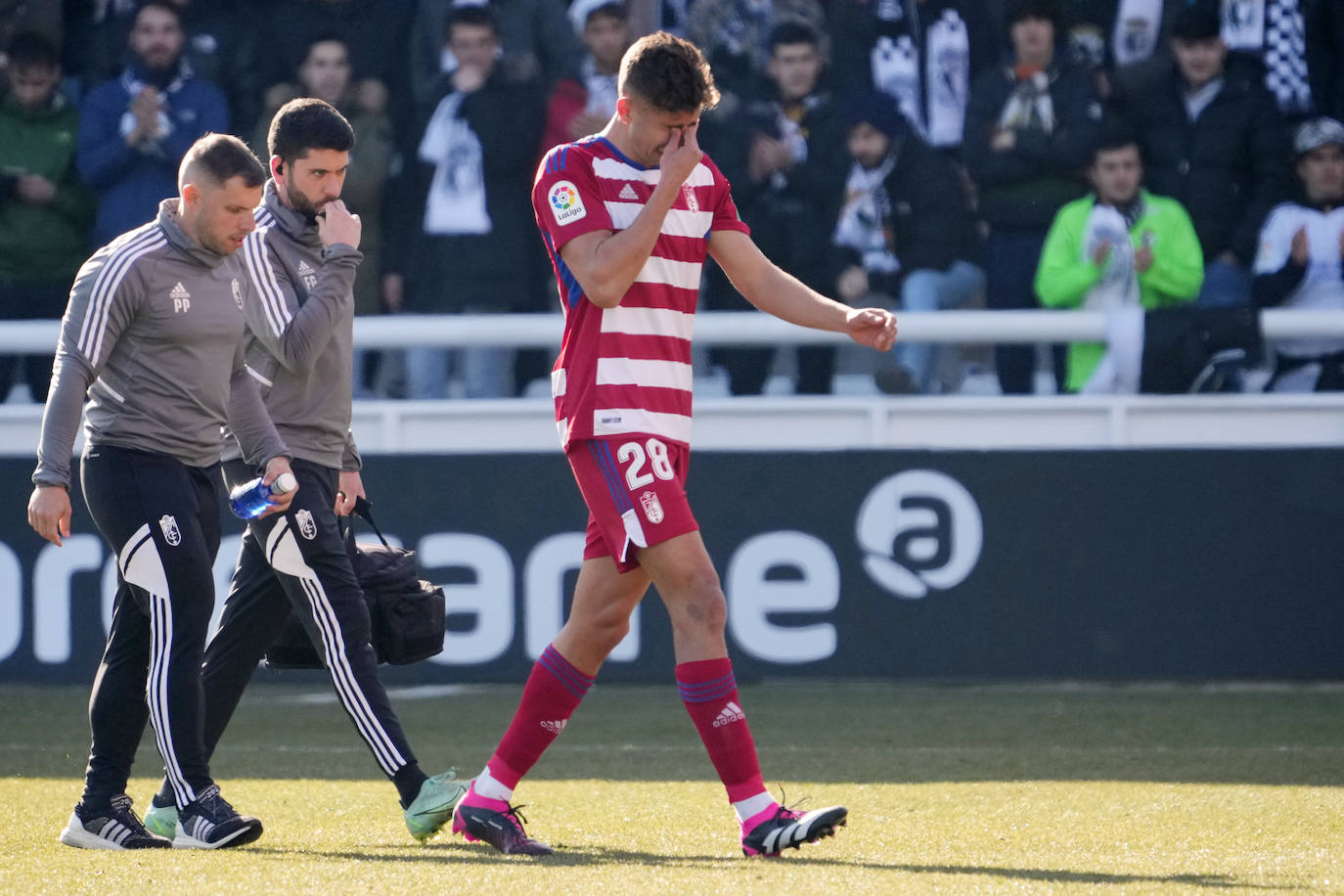 El Burgos-Granada, a pie de campo