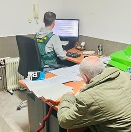 Detenido el propietario de una residencia de Granada y una supuesta cuidadora por estafar a un anciano