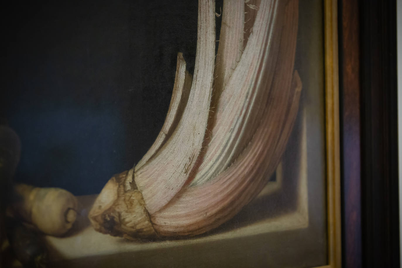 Los detalles evidencian el hiperrealismo de Sánchez Cotán en sus bodegones.