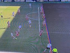 El 1-0 del Burgos, al borde del fuera de juego