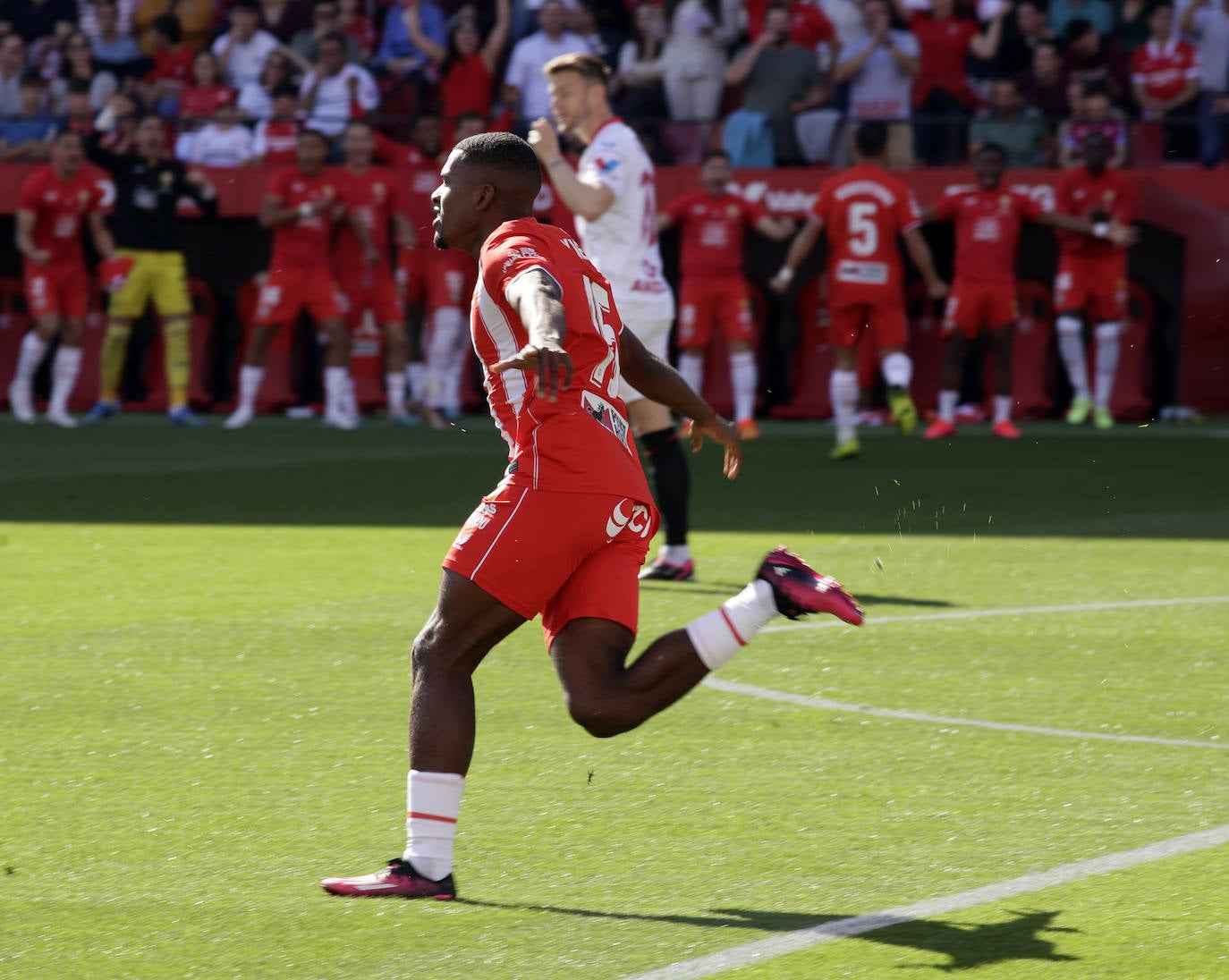 Las imágenes de la derrotas del Almería ante el Sevilla