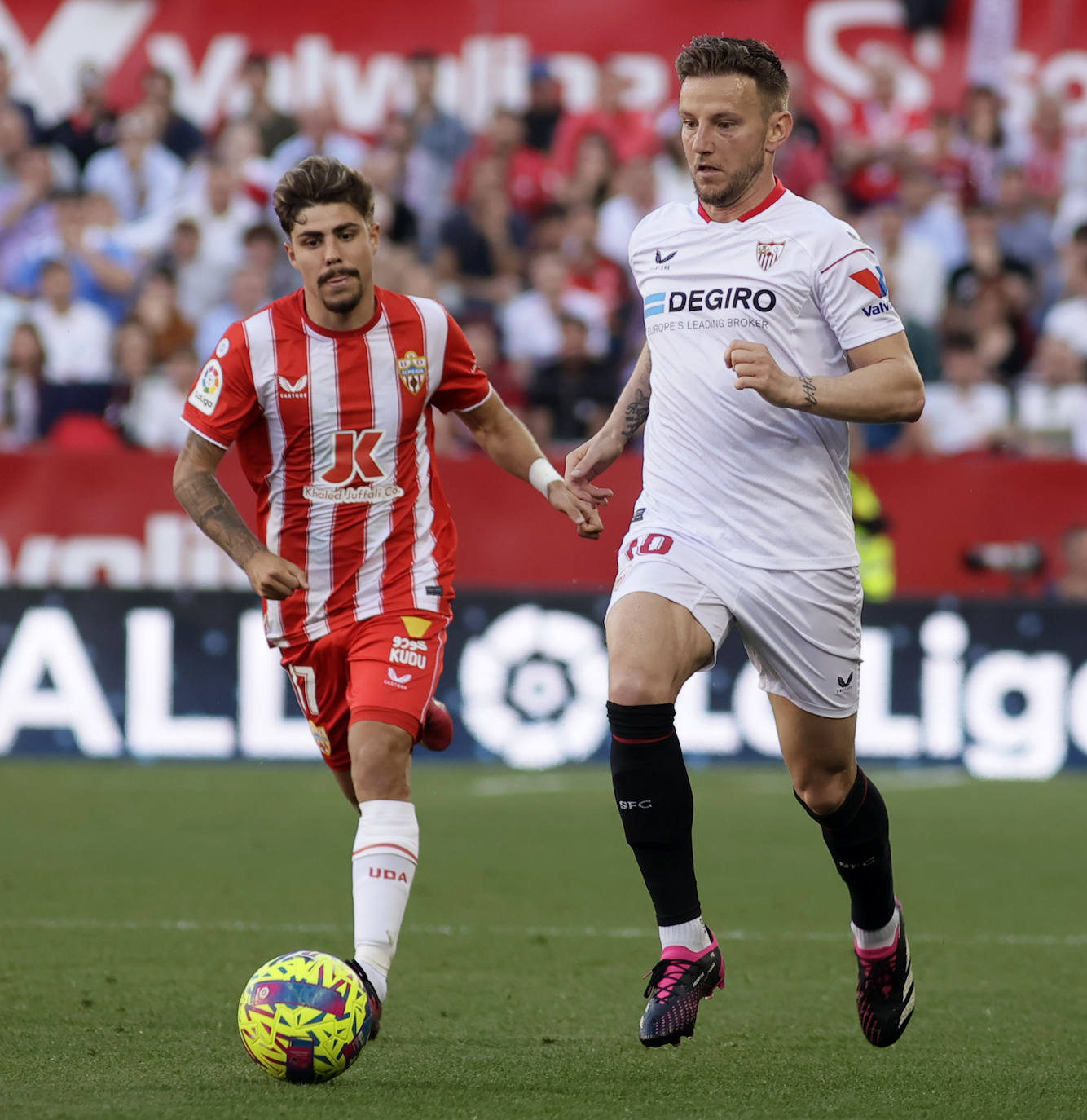 Las imágenes de la derrotas del Almería ante el Sevilla