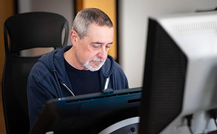 Imagen principal - Paco Alaminos, Alba Fresneda y Nacho Carrillo, en Rokyn. 