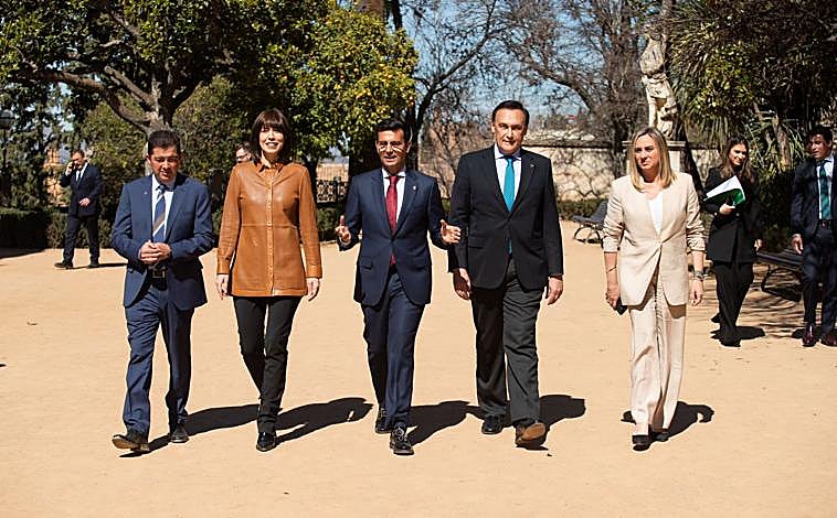 Imagen principal - «Prevemos que en 2025 se inicien las obras del edificio principal del acelerador»