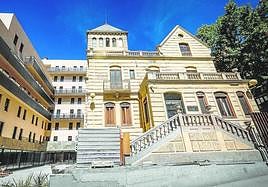 El antiguo hospital de La Salud es uno de los inmuebles municipales vacíos y disponibles.