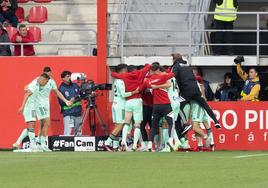 Así hemos vivido una jornada de infarto: el Granada, al borde del ascenso