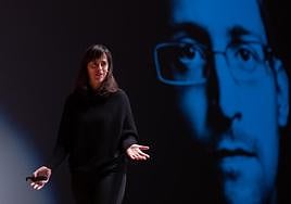 Carissa Véliz, profesora del Instituto de Ética en la Inteligencia Artificial en la Universidad de Oxford