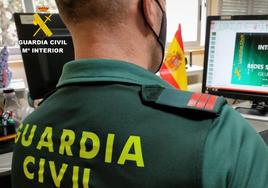 Agentes de la Guardia Civil de Almería.