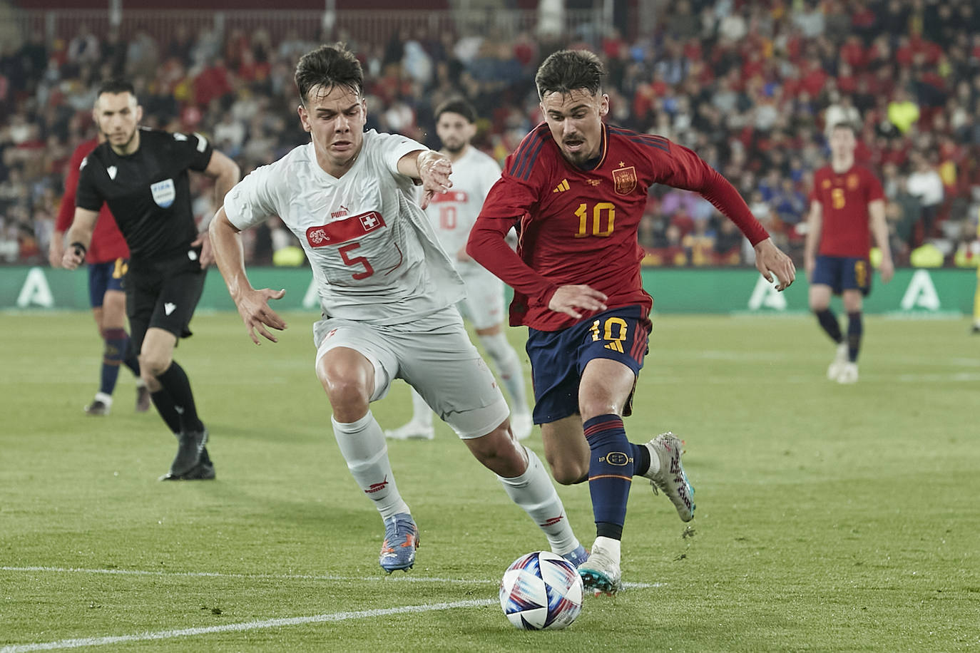 Las mejores imágenes de la remontada de España en Almería