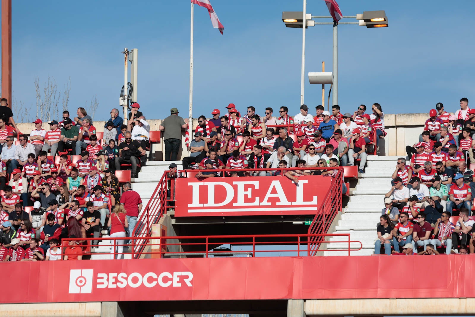 Encuéntrate en Los Cármenes en el Granada-Oviedo