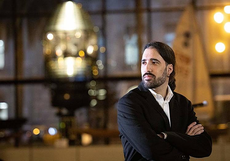 El ilustrador valenciano Carles Esquembre.