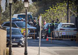 Intervención en la vivienda del policía detenido.