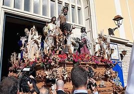 Salida de La Borriquilla del templo en Belén y San Roque.