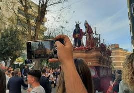 Jesús de la Caridad ante Caifás, a su paso por Los Jardinillos.