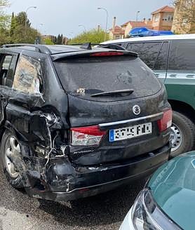 Imagen secundaria 2 - Coche del detenido en Granada.