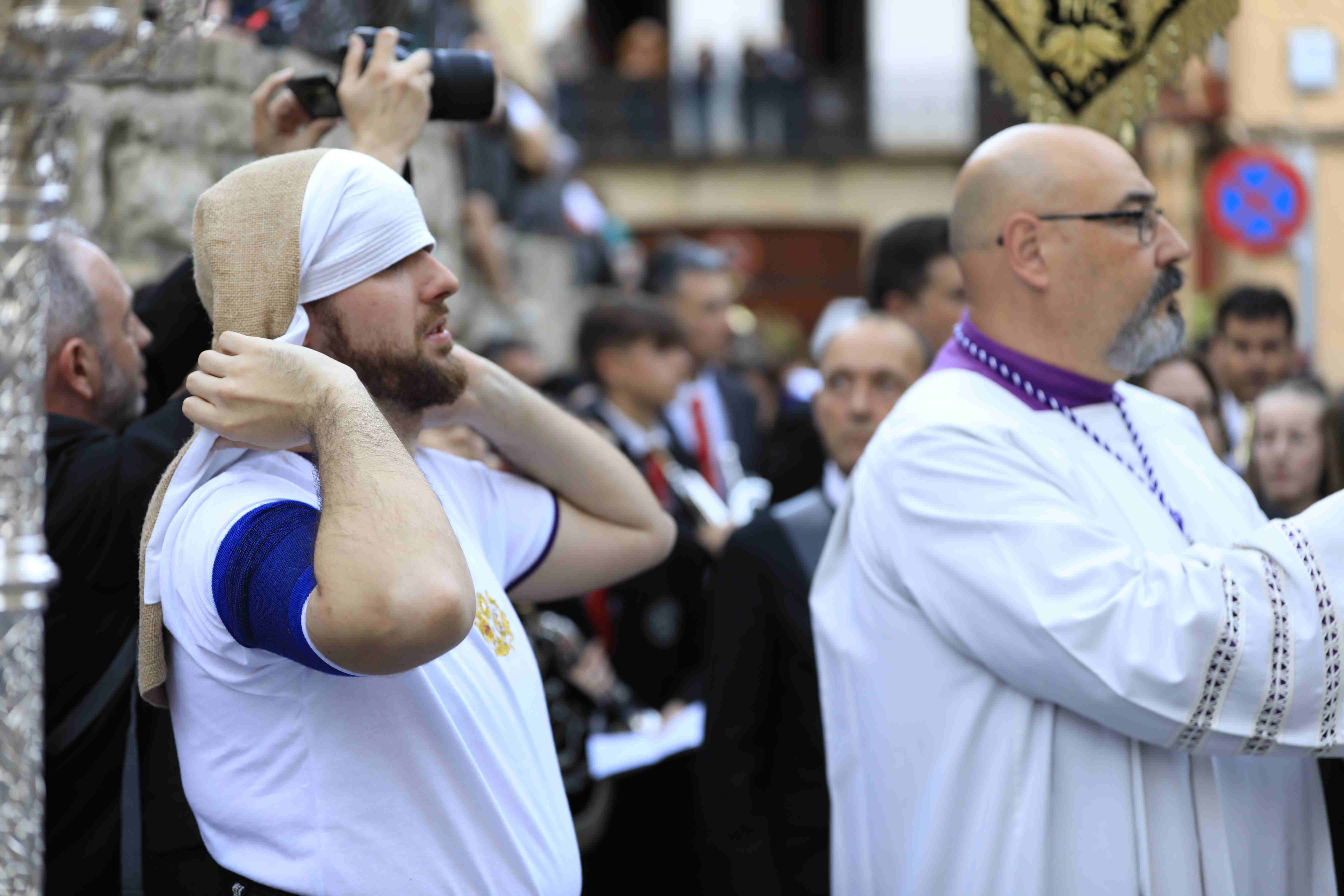 Que clamen las trompetas que el Señor ha sido crucificado