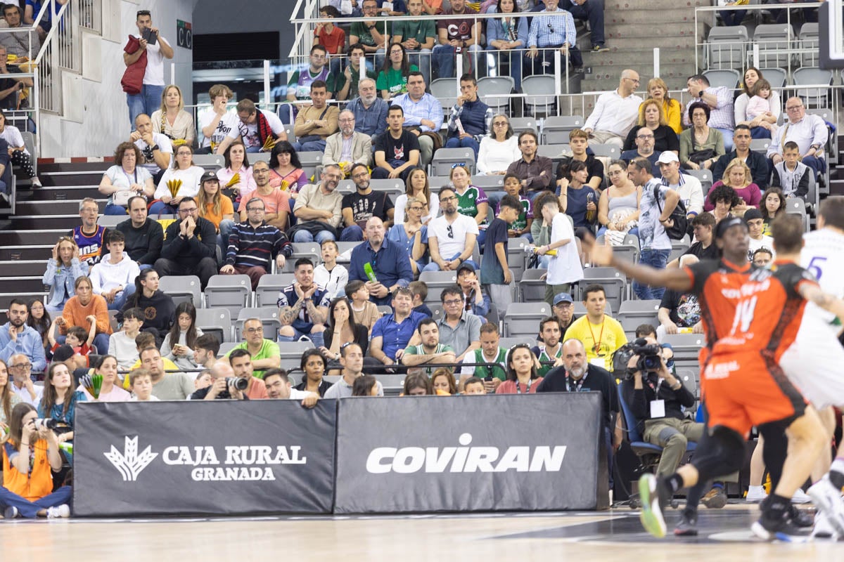 Encuéntrate en la grada del Palacio en el Covirán-Unicaja