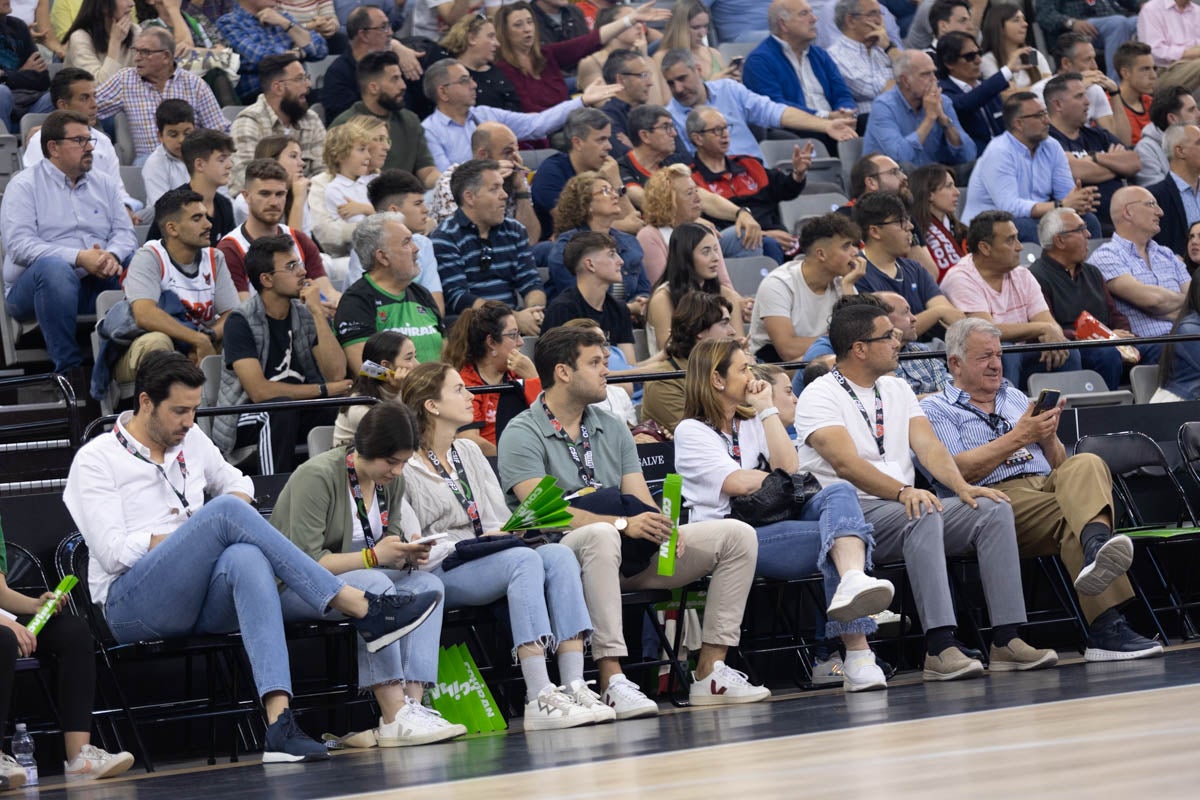 Encuéntrate en la grada del Palacio en el Covirán-Unicaja