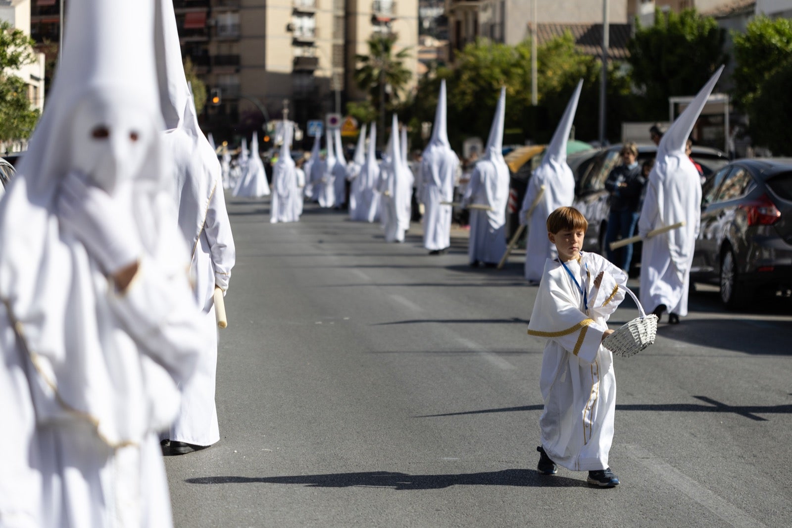 Santa María del Triunfo y la Resurrección procesionaron en el último día cofrade