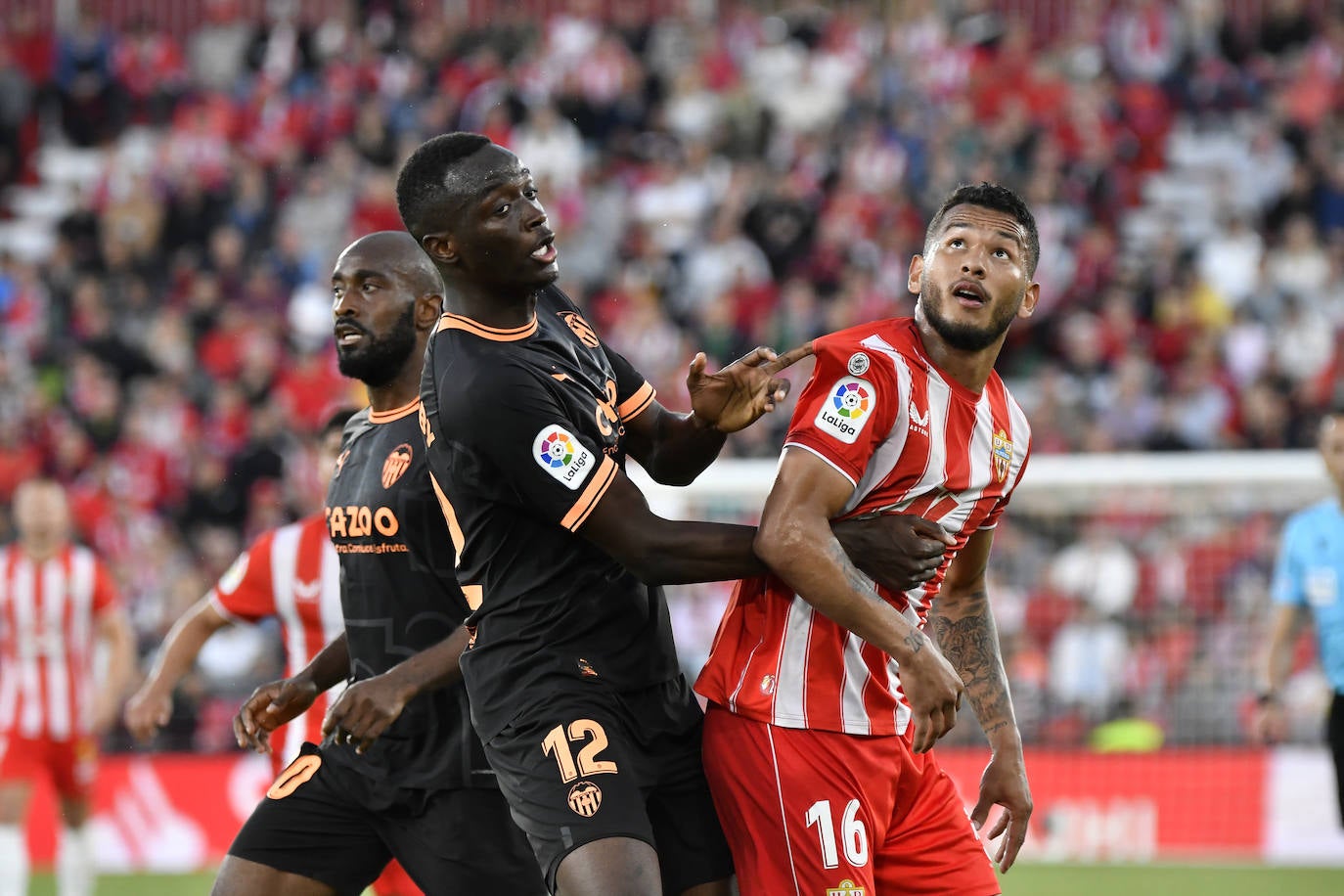 El Almería-Valencia, a pie de campo