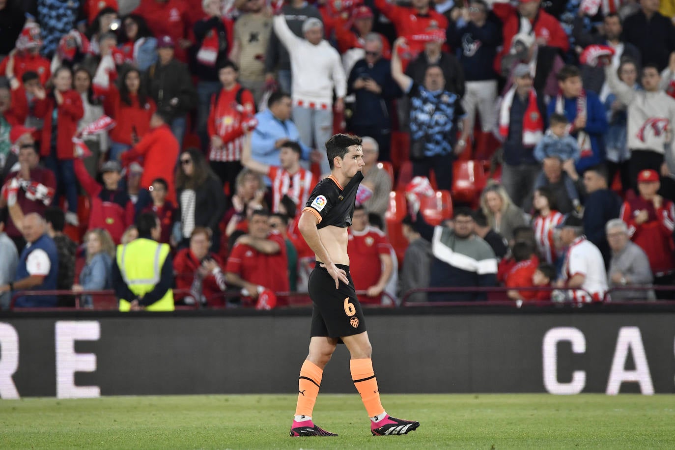 El Almería-Valencia, a pie de campo