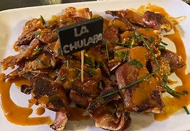 La oreja de La Chulapa de la Zubia, un plato que está para mojar pan.