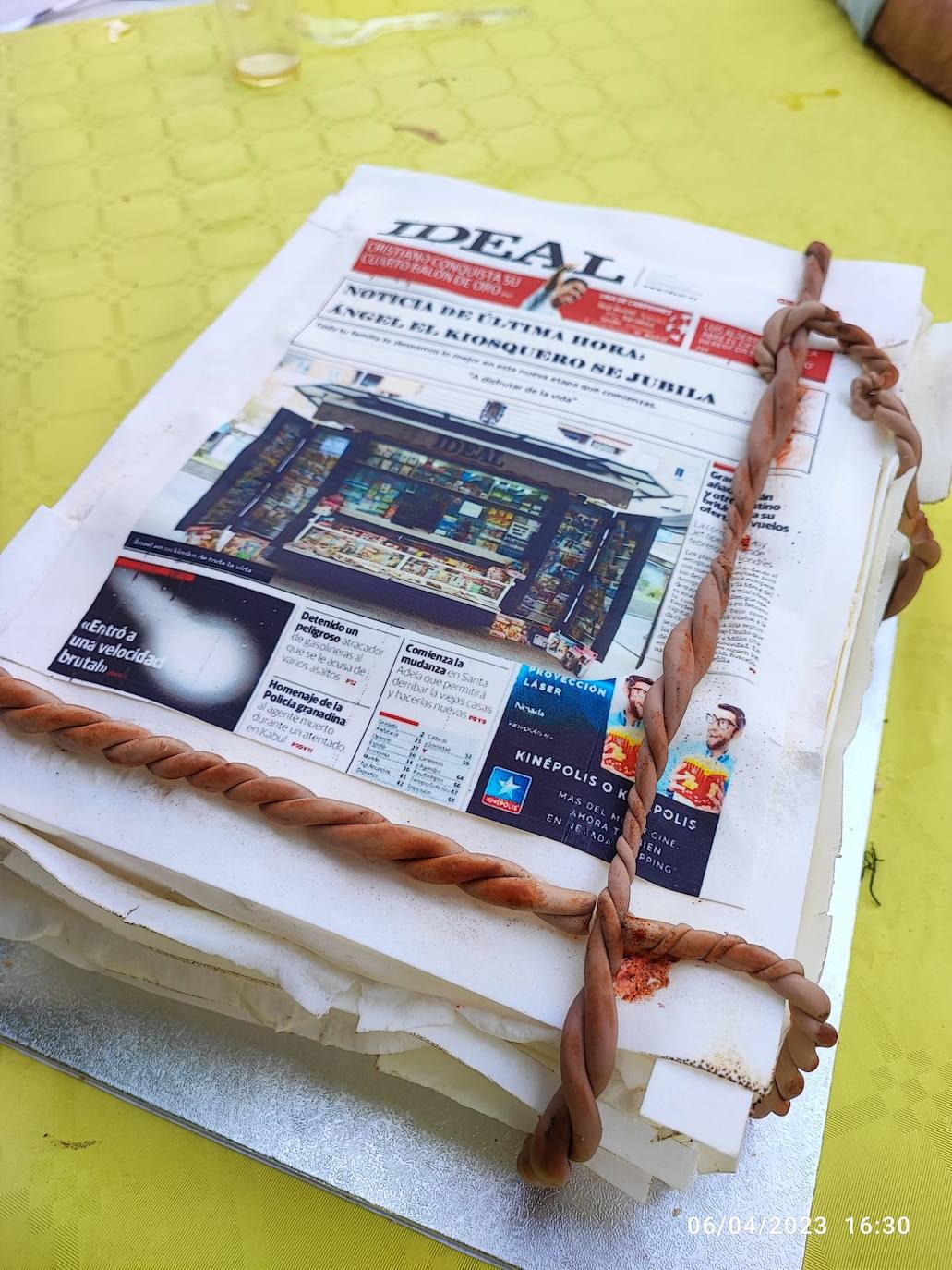 Imagen principal - Detalles de su fiesta de jubilación.