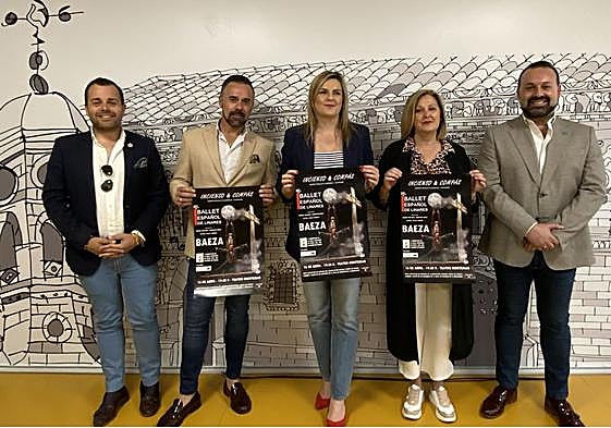 Presentación del espectáculo 'Incienso & Compás' que llega a Baeza el próximo domingo.