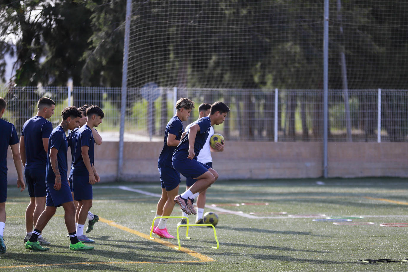 Imagen secundaria 1 - Entrenamiento en Motril.