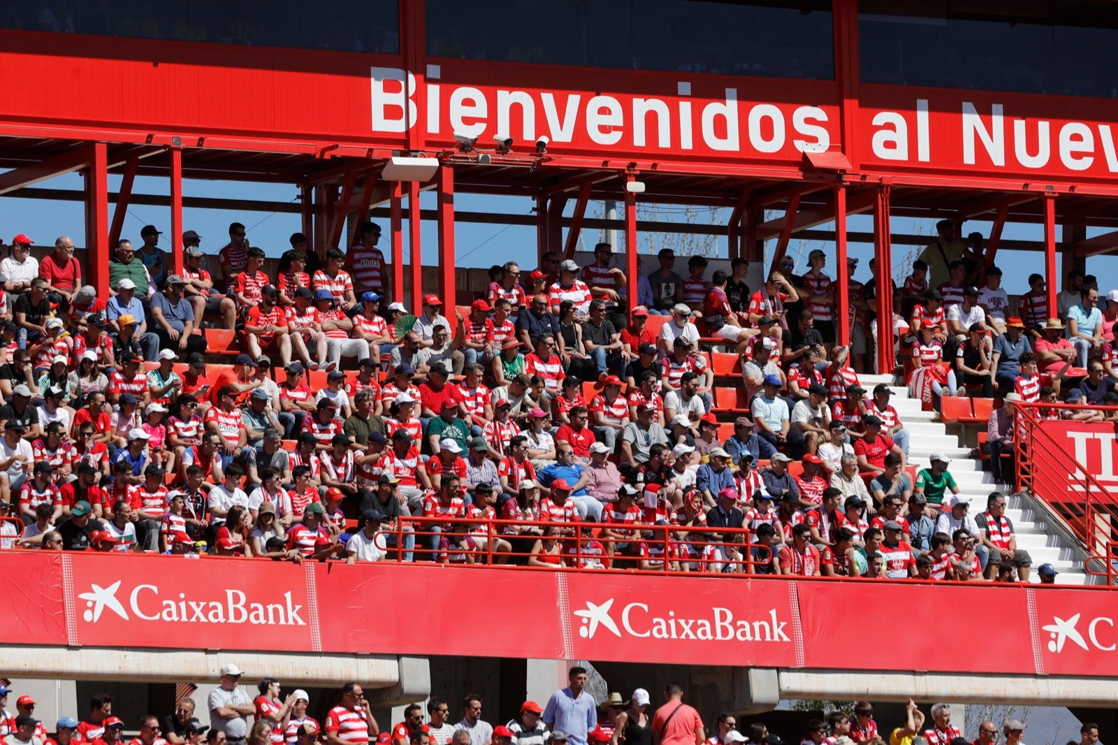Encuéntrate en Los Cármenes en el Granada-Las Palmas