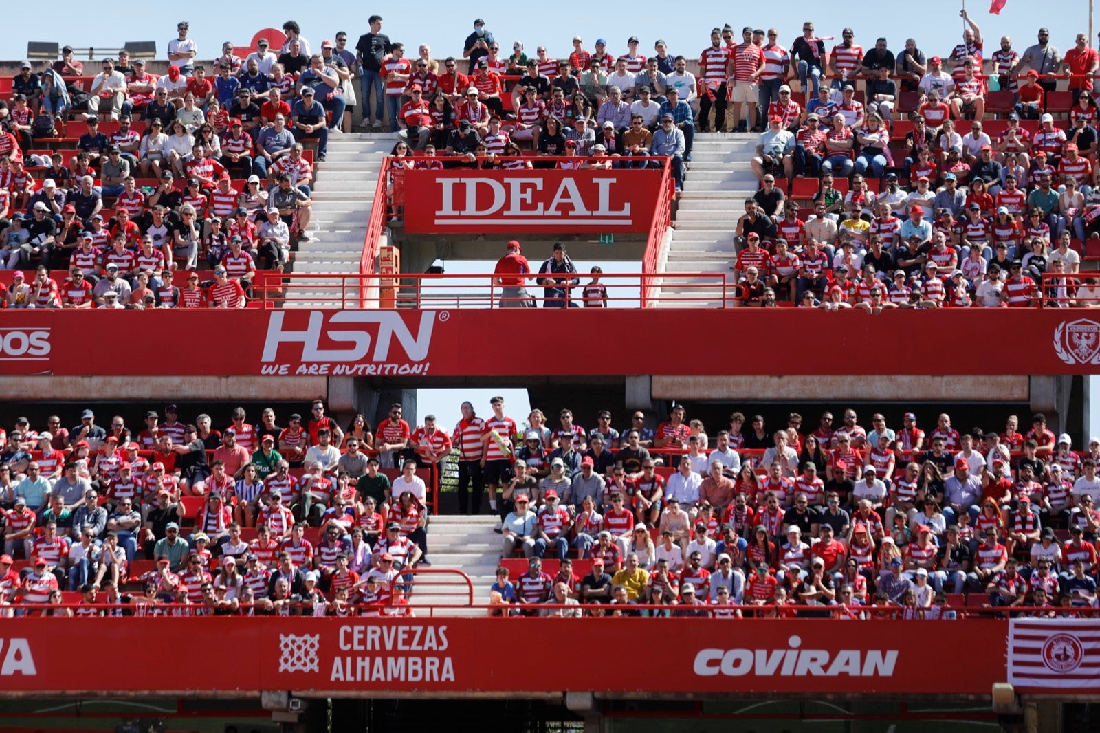 Encuéntrate en Los Cármenes en el Granada-Las Palmas