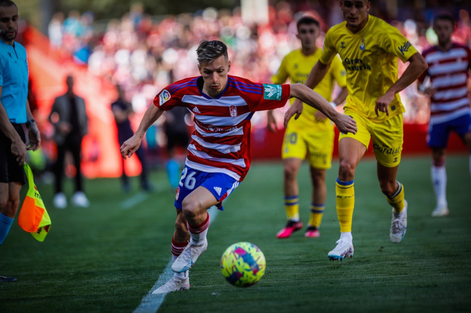 El triunfo del Granada ante Las Palmas, a ras de césped