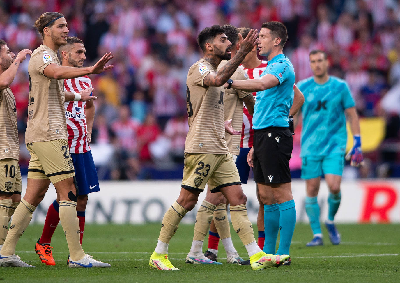 Las mejores imágenes del duelo entre Atlético y Almería