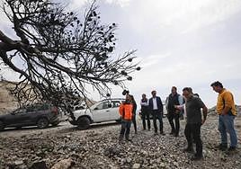 El delegado de Gobierno de la Junta en Granada, Antonio Granados, y el delegado territorial de Medio Ambiente, Manuel Francisco García, han visitado este miércoles los trabajos.