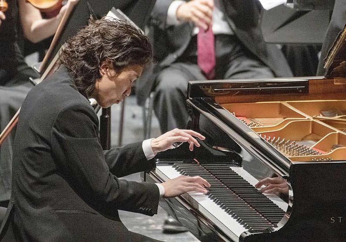 Jinhyung Park de Corea del Sur, durante el Jaén de piano.