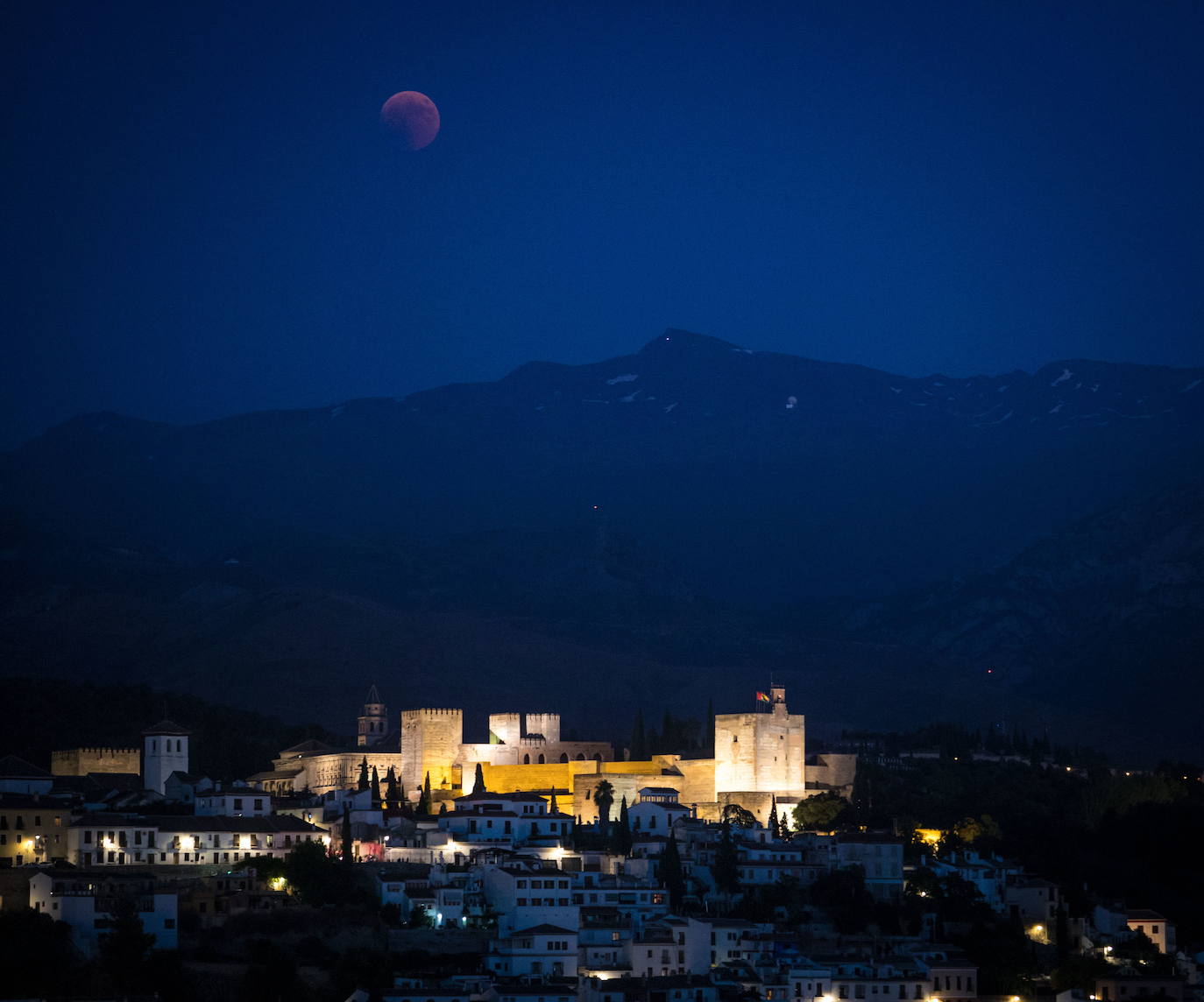 Imagen de Granada durante un eclipse, en 2018.