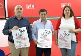 Manuel Salazar (UGT), Francisco Reyes (PSOE) y Silvia de la Torre (CC OO), hoy.