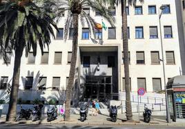 Vista exterior de la Audiencia Provincial de Almería.