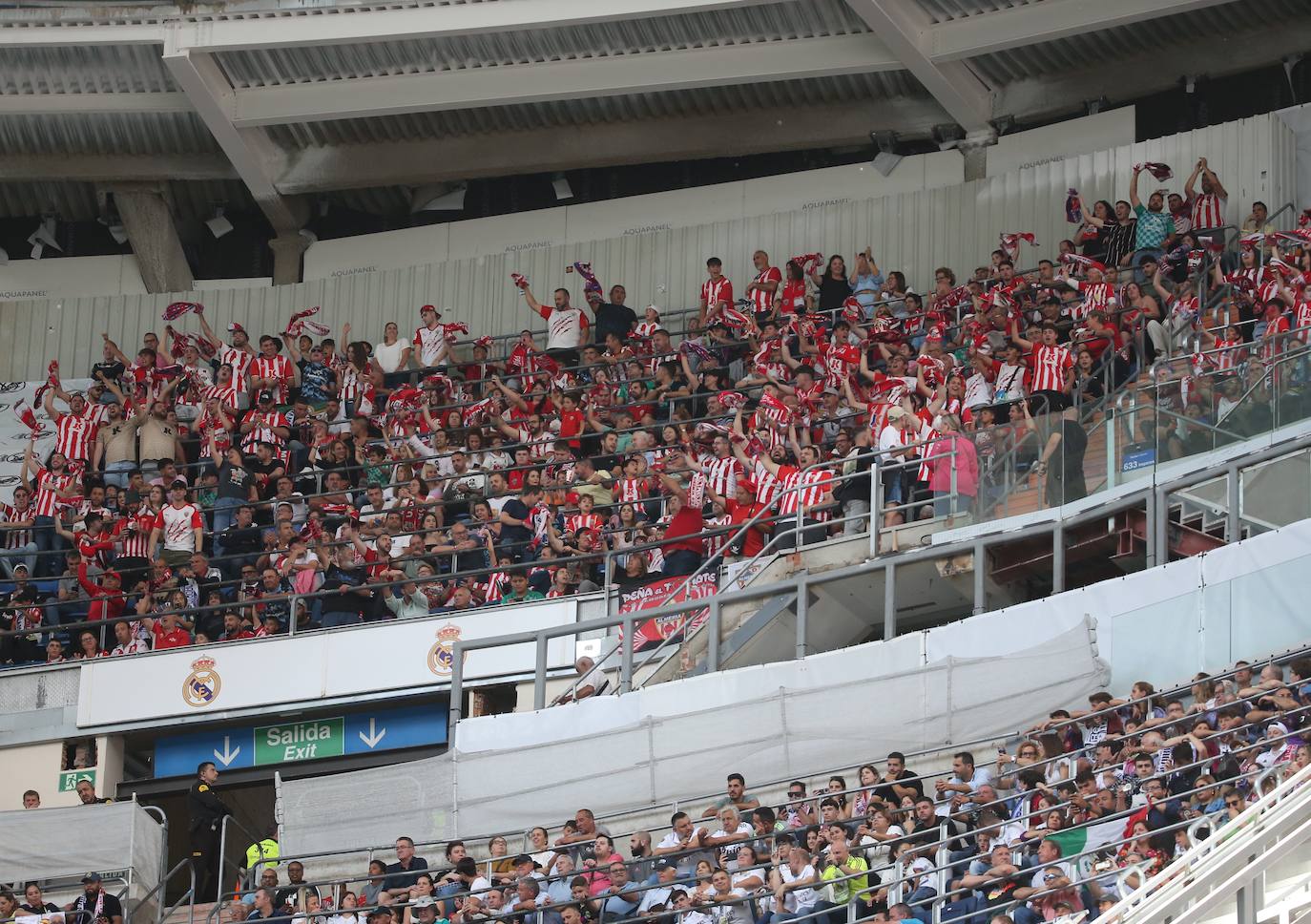 El rojiblanco colorea el Santiago Bernabéu